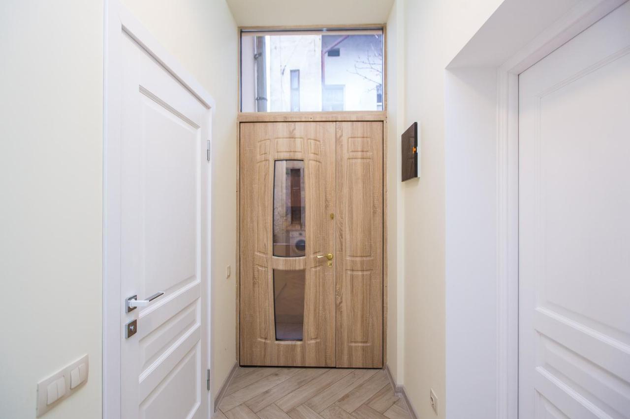 Avangard On Sholom Aleikhem St 7 Apart Apartment Lviv Bagian luar foto