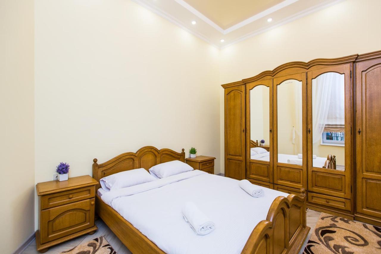 Avangard On Sholom Aleikhem St 7 Apart Apartment Lviv Bagian luar foto