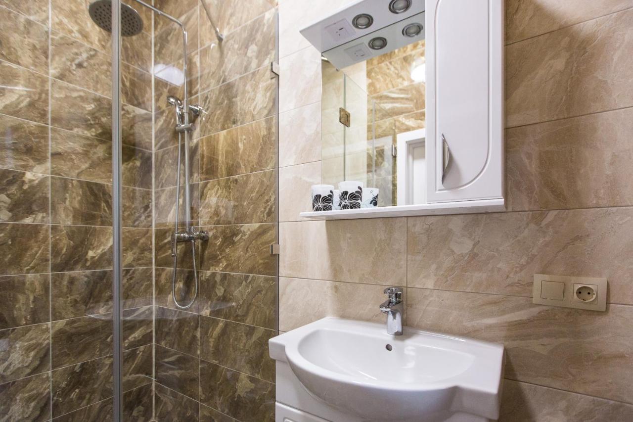 Avangard On Sholom Aleikhem St 7 Apart Apartment Lviv Bagian luar foto