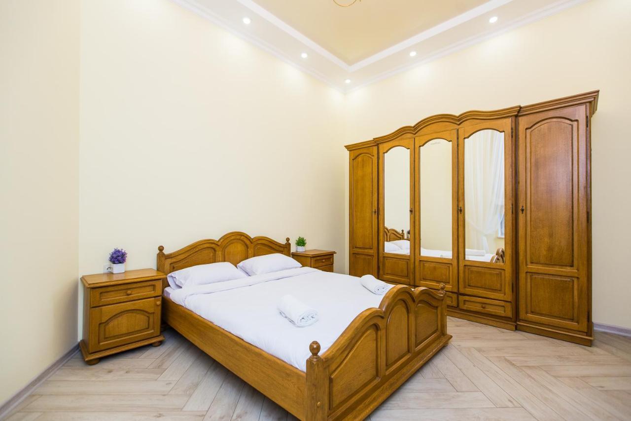 Avangard On Sholom Aleikhem St 7 Apart Apartment Lviv Bagian luar foto