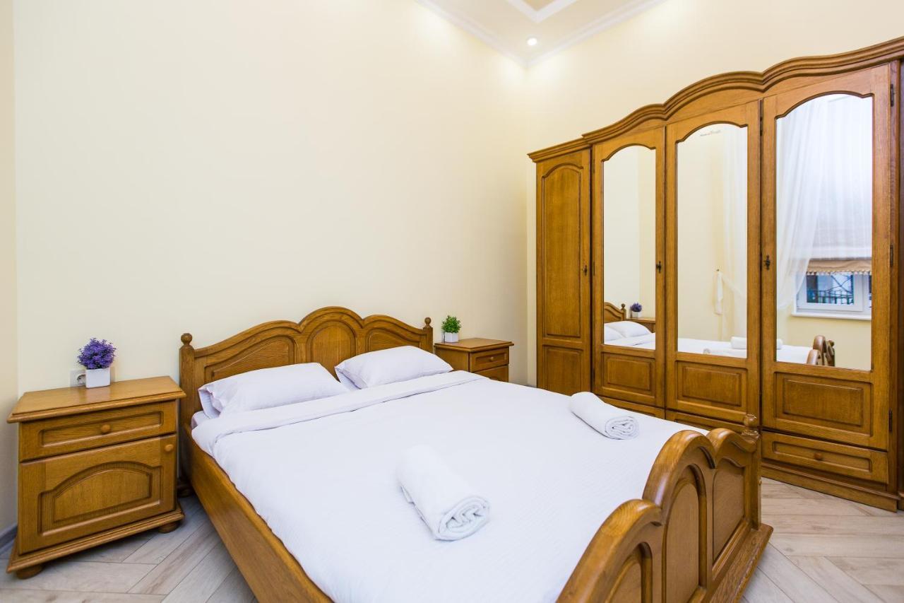 Avangard On Sholom Aleikhem St 7 Apart Apartment Lviv Bagian luar foto