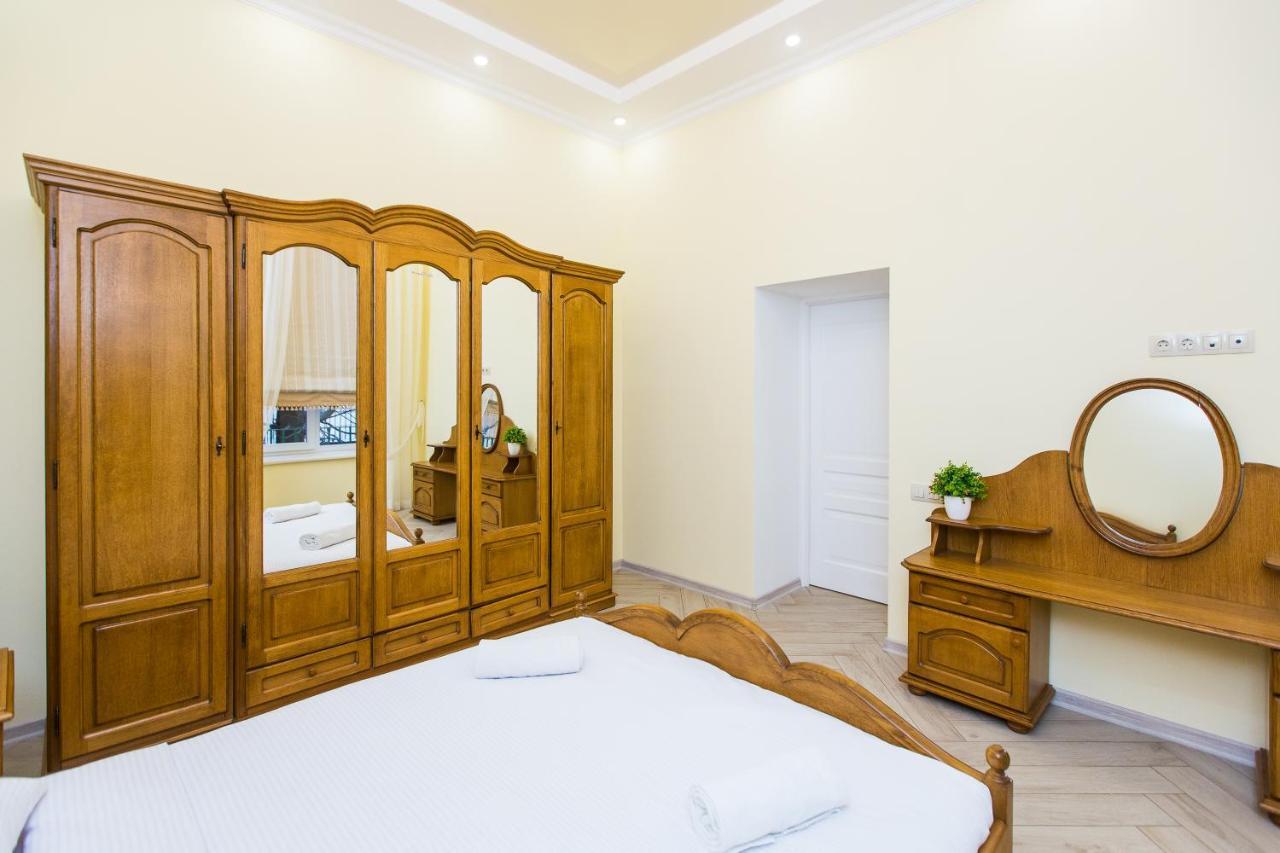 Avangard On Sholom Aleikhem St 7 Apart Apartment Lviv Bagian luar foto